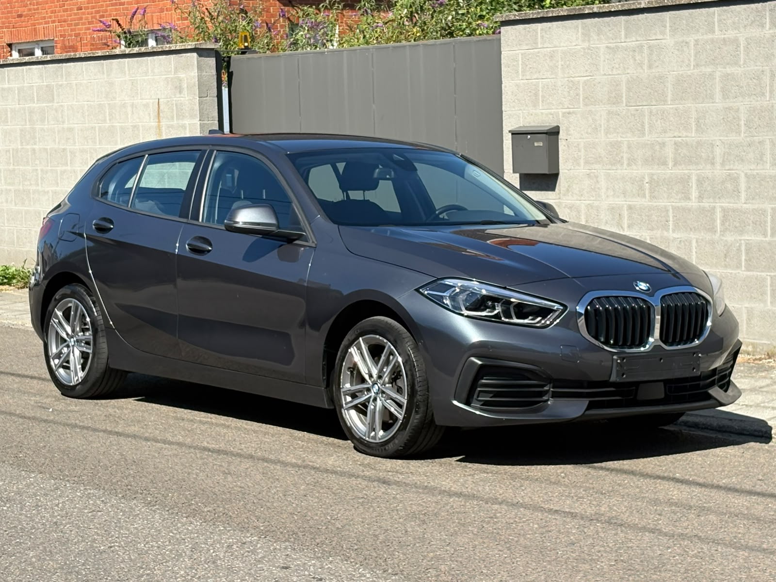 BMW 1 Series 116d - Diesel - Automatic - 116 hp - 191.610 km