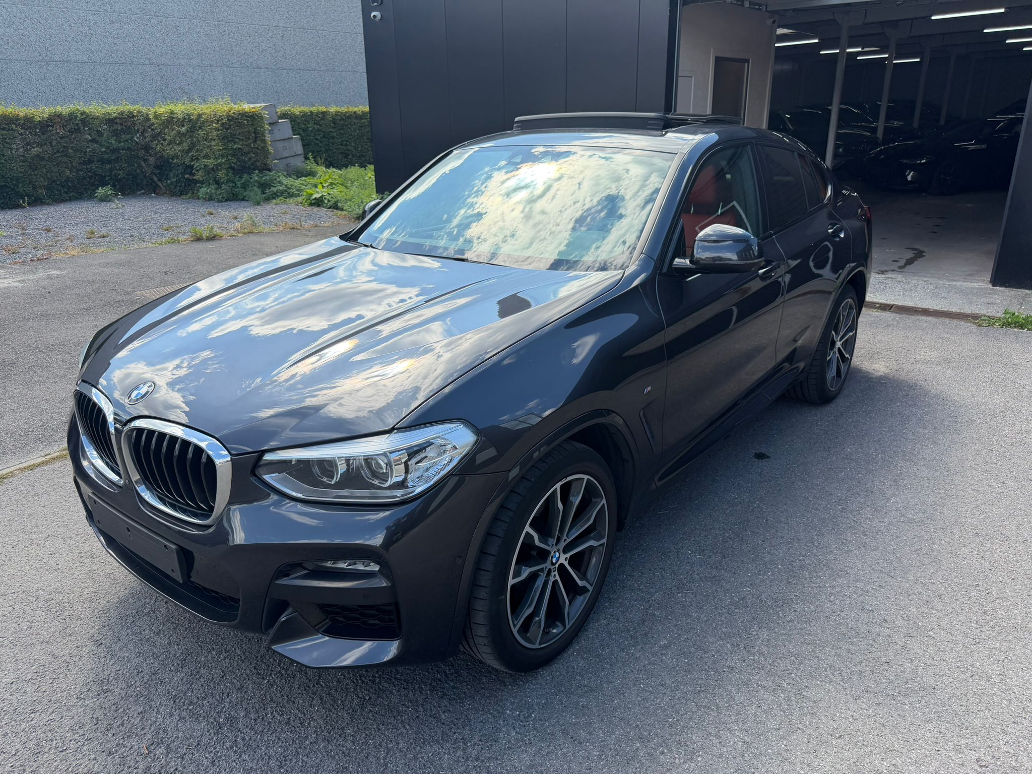 BMW X4 2.0i M-Pack - xDrive - Petrol - Automatic - 184 hp - 148.417 km