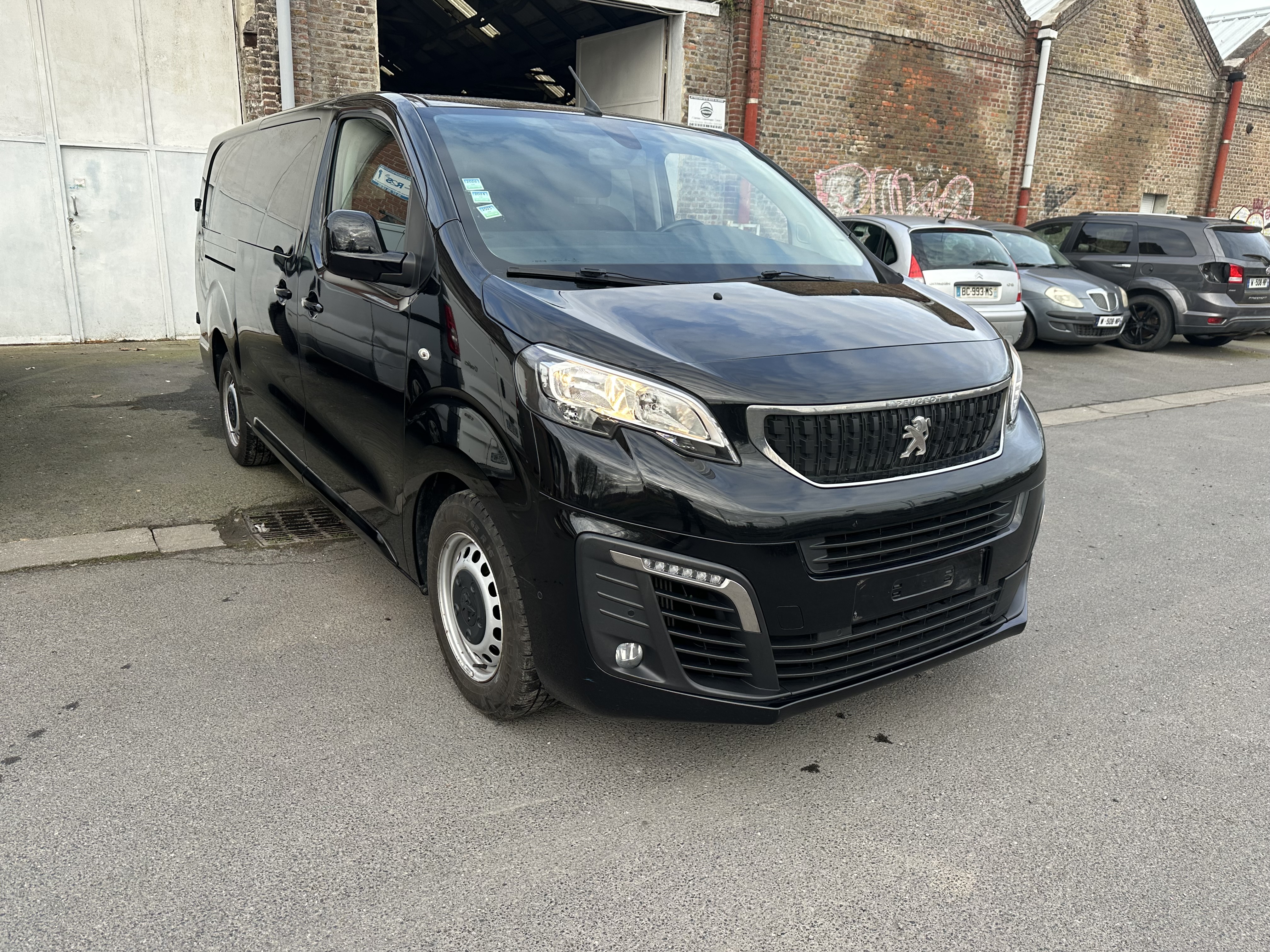Peugeot Expert L3H1 2.0 HDI Premium - Diesel - Manual - 122 hp - 150.039 km