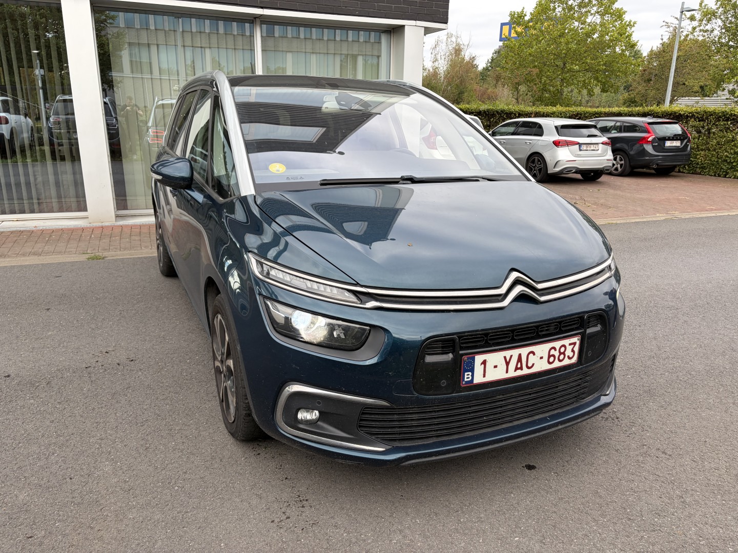 Citroën C4 Grand Spacetourer 2.0 HDI Business - Diesel - Automatic - 163 hp - 141.852 km