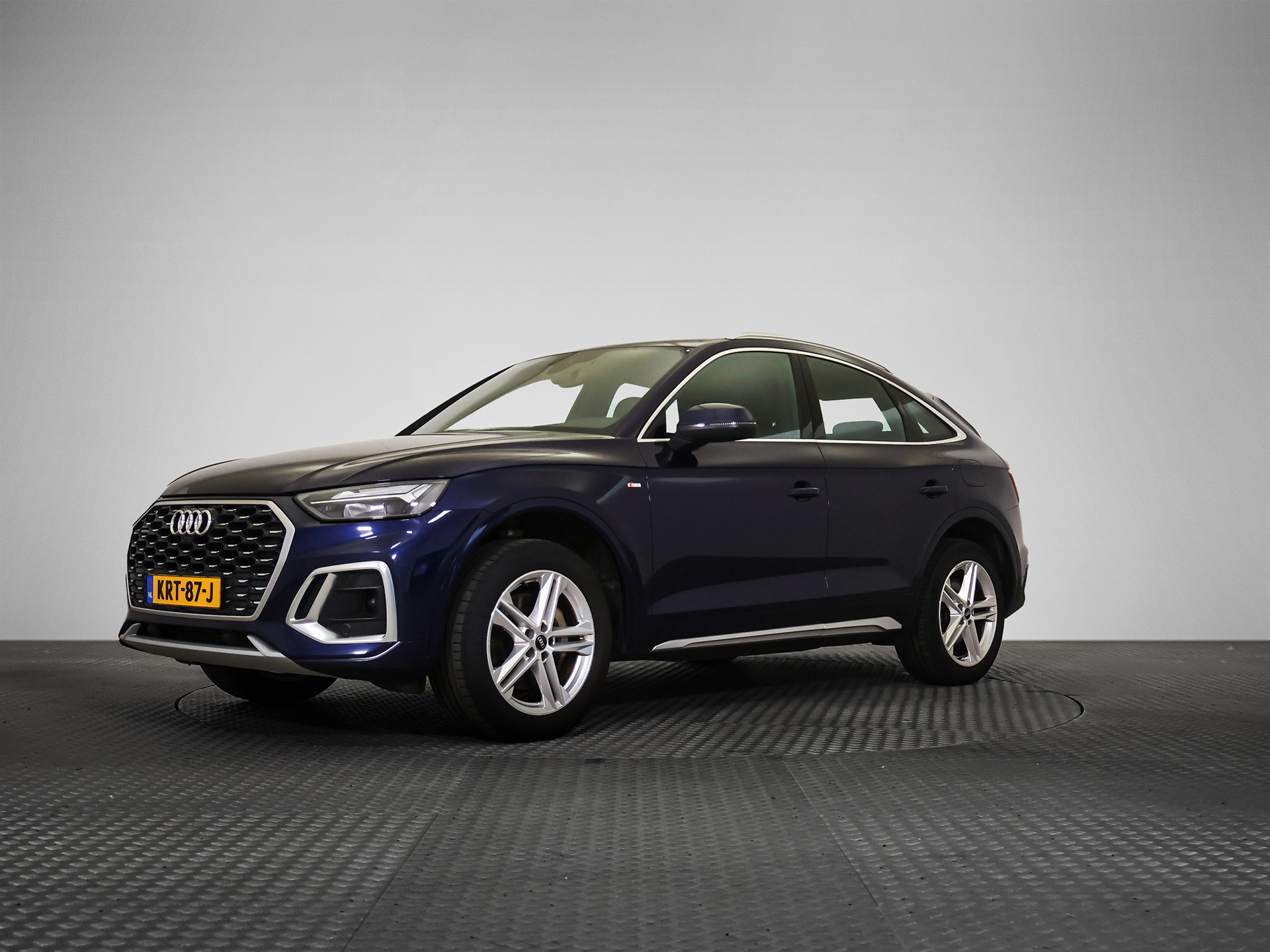 Audi Q5 Sportback 50 TFSIe S Line - Hybrid - Automatic - 265 hp - 132.335 km