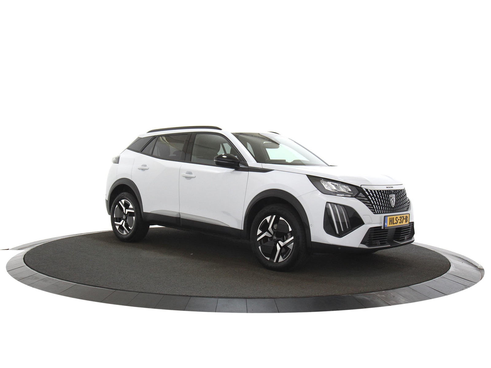 Peugeot 2008 1.2 Allure - Hybrid - Automatic - 136 hp - 37.820 km