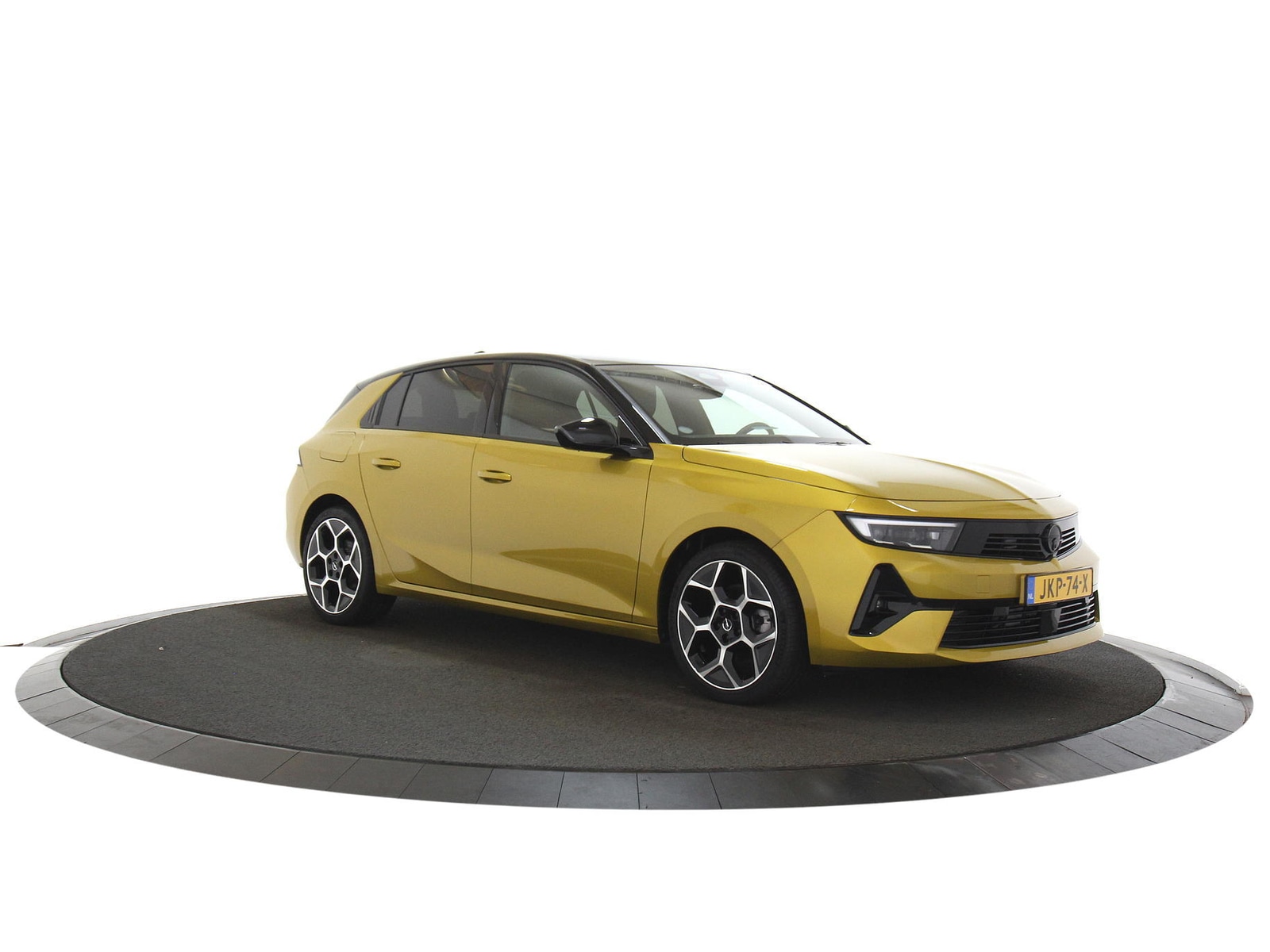 Opel Astra 1.2 - Hybrid - Automatic - 136 hp - 5.626 km