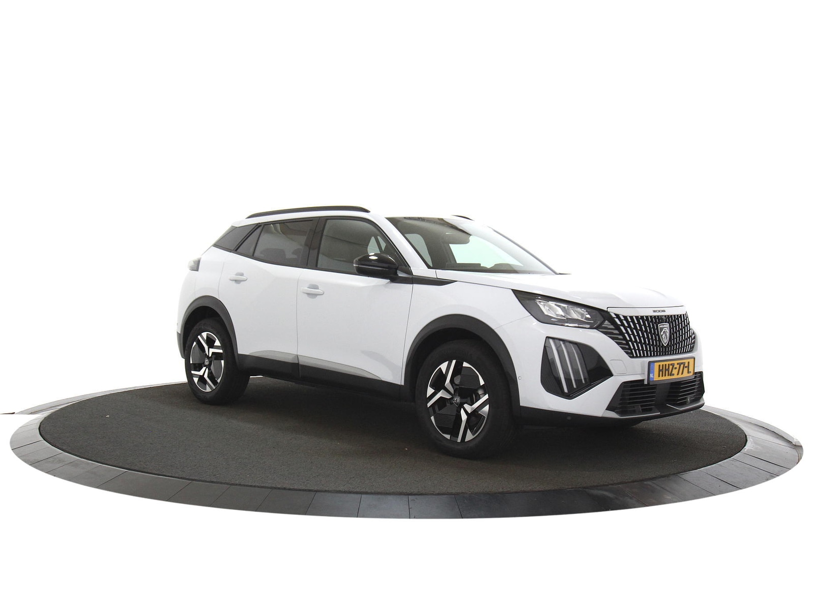 Peugeot 2008 1.2 Allure - Hybrid - Automatic - 136 hp - 26.174 km