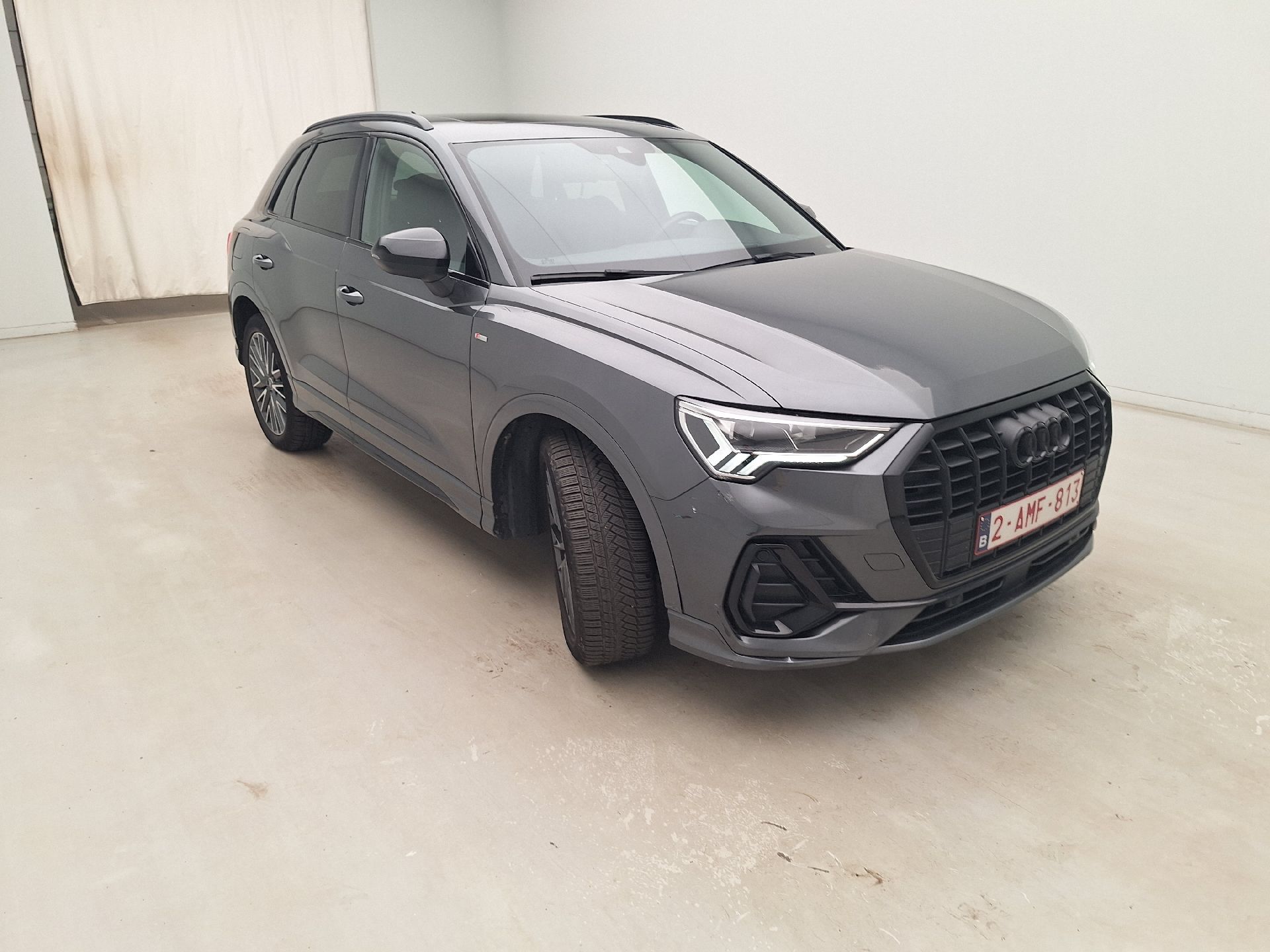 Audi Q3 35 TFSI S Line - Petrol - Automatic - 150 hp - 146.535 km