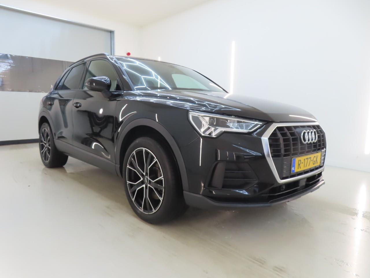 Audi Q3 45 TFSIe Advanced - Hybrid - Automatic - 150 hp - 95.208 km