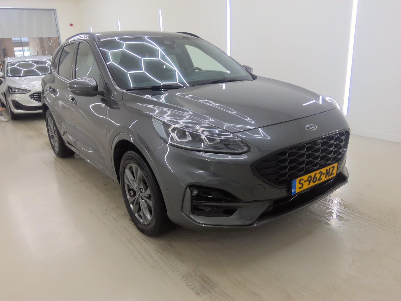 Ford Kuga 2.5 ST Line X - Hybrid - Automatic - 152 hp - 124.038 km