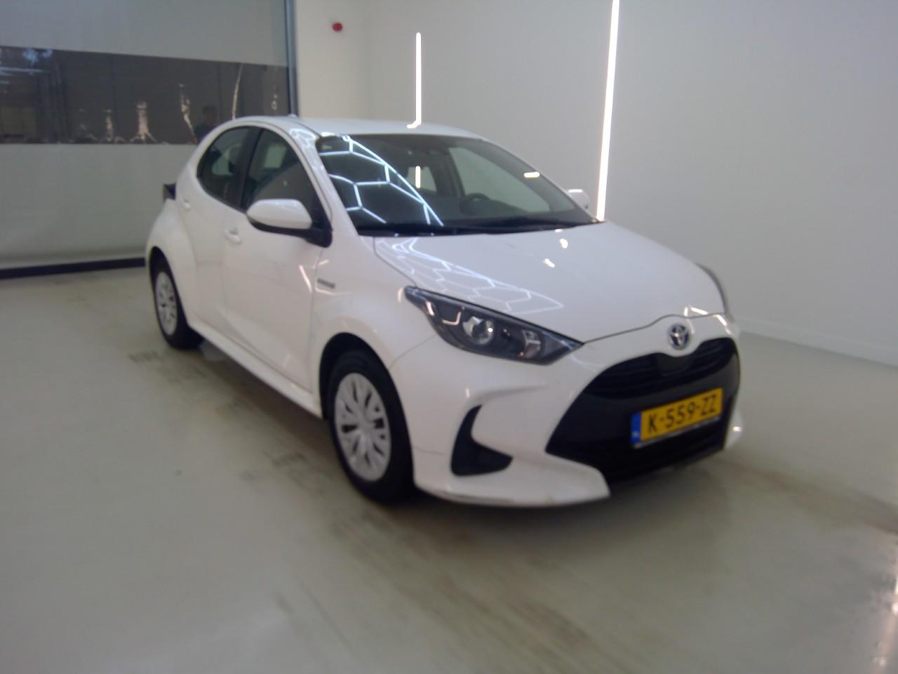 Toyota Yaris 1.5 Active - Hybrid - Automatic - 92 hp - 77.019 km