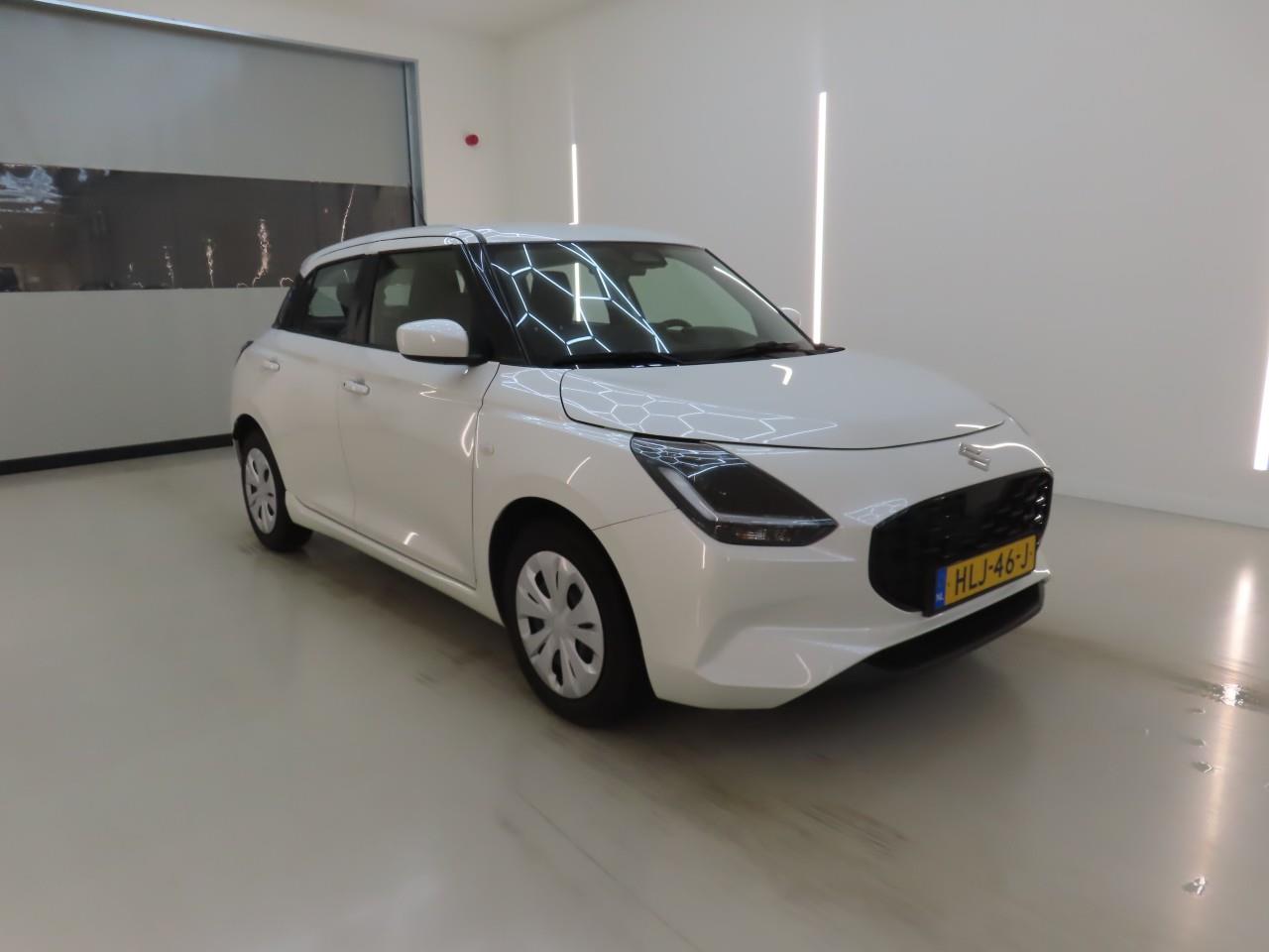 Suzuki Swift 1.2 Comfort - Petrol - Manual - 82 hp - 15.265 km