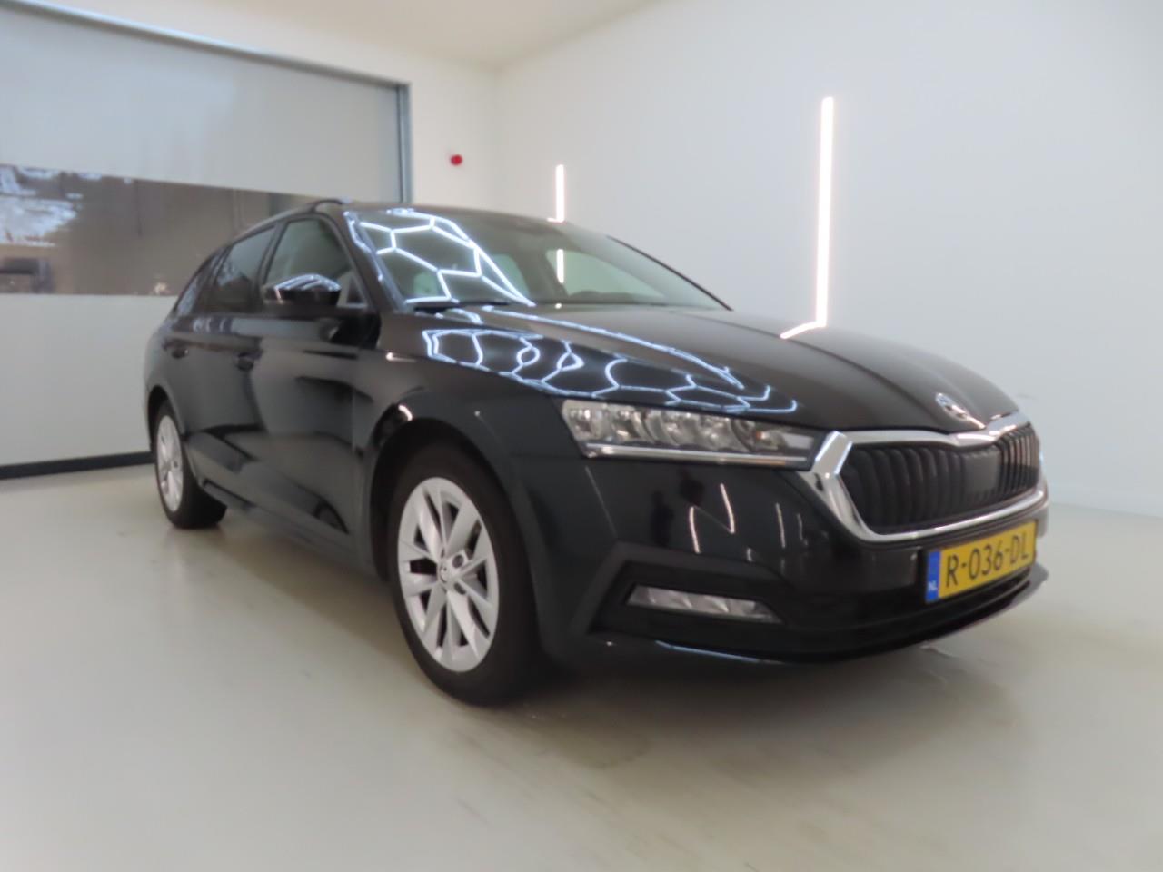 Skoda Octavia Combi 1.5 TSI Business - Petrol - Automatic - 150 hp - 133.758 km