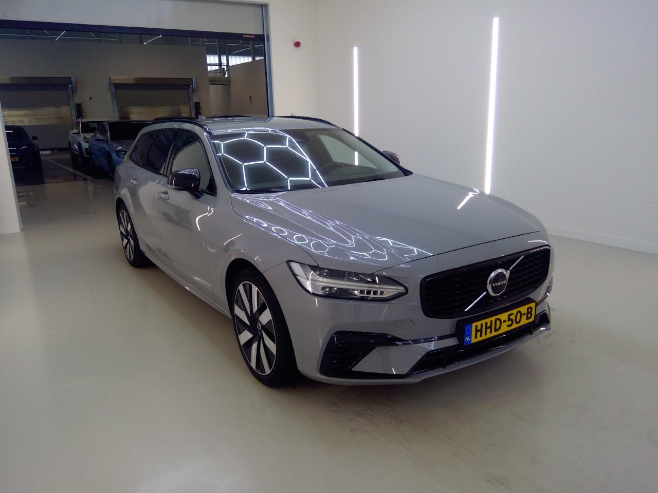 Volvo V90 T6 Plus Dark - AWD - Hybrid - Automatic - 253 hp - 39.525 km