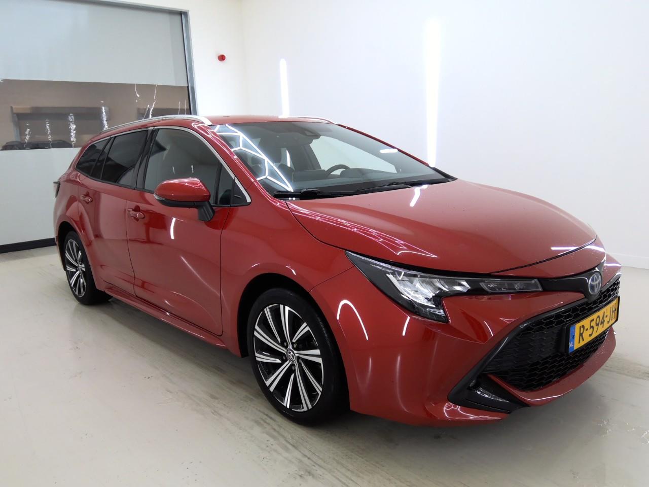 Toyota Corolla Touring Sports 2.0 Business - Hybrid - Automatic - 152 hp - 69.975 km