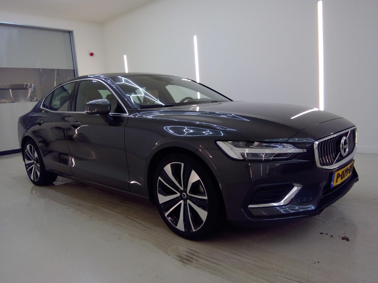 Volvo S60 B3 Inscription - Petrol - Automatic - 163 hp - 119.072 km