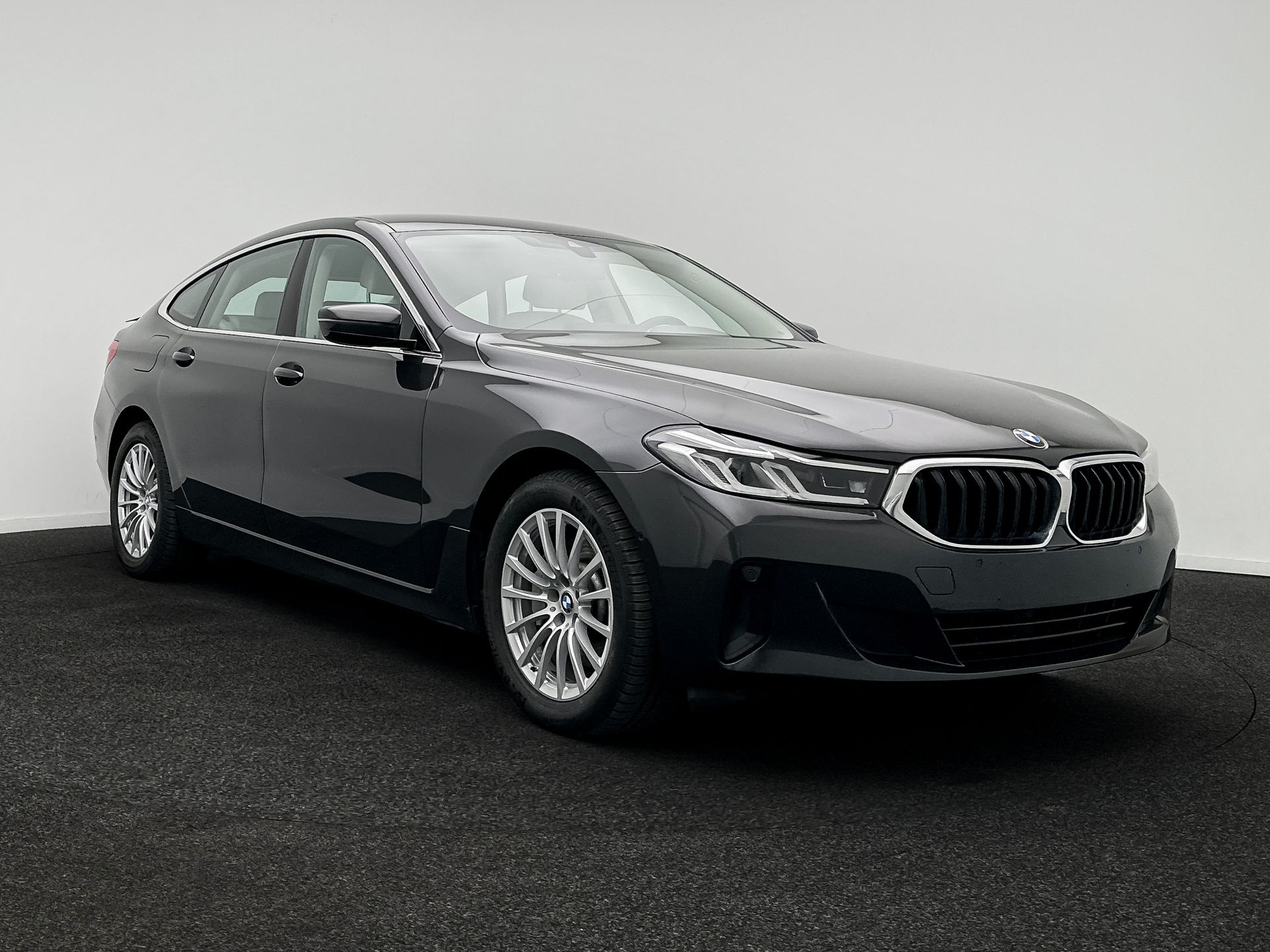 BMW 6 Series GT 620d Lounge - xDrive - Diesel - Automatic - 190 hp - 183.207 km