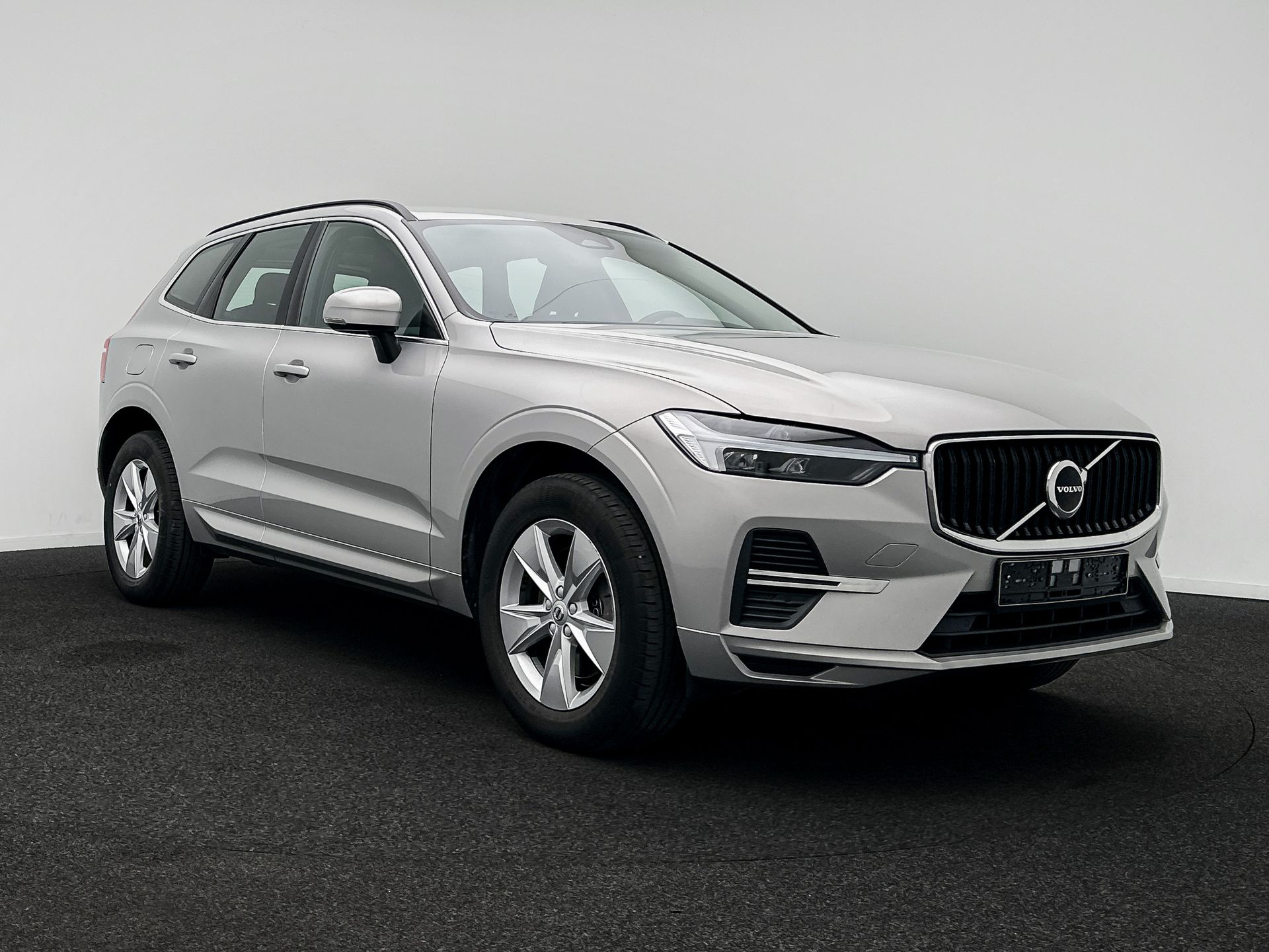 Volvo XC60 2.0 B4 Core - Diesel - Automatic - 197 hp - 183.019 km