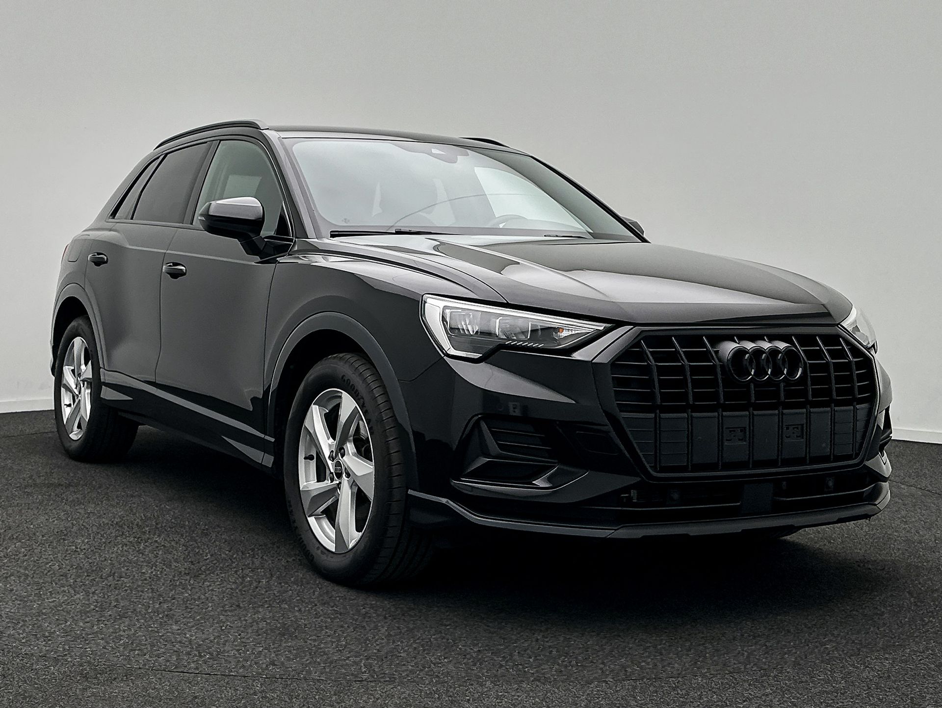 Audi Q3 35 TDI Advanced - Diesel - Automatic - 150 hp - 129.309 km