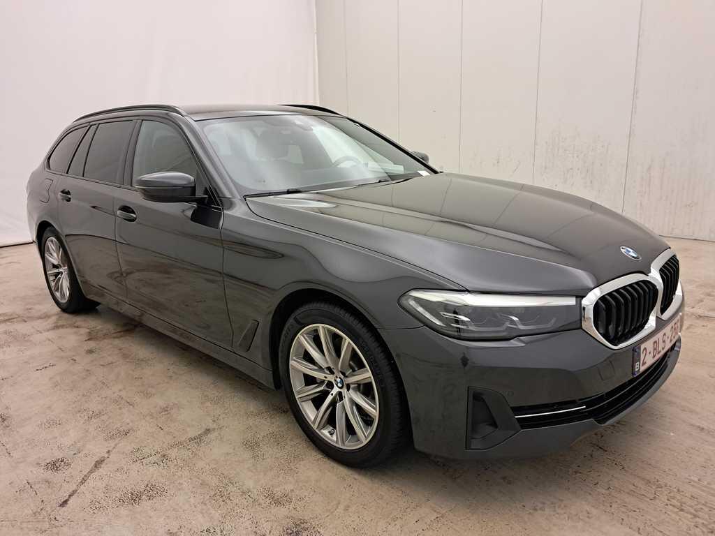 BMW 5 Series Touring 520i - Petrol - Automatic - 184 hp - 150.185 km