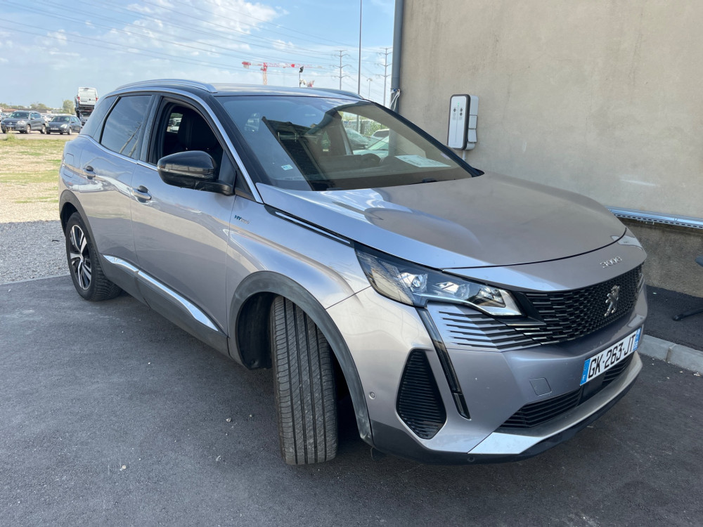 Peugeot 3008 1.6 GT - Hybrid - Automatic - 180 hp - 186.538 km