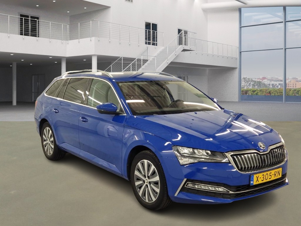 Skoda Superb Combi 1.4 TSI Business - Hybrid - Automatic - 150 hp - 92.458 km