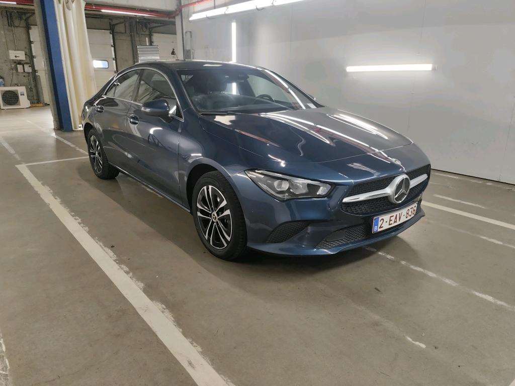 Mercedes-Benz CLA 250e Luxury - Hybrid - Automatic - 160 hp - 160.156 km