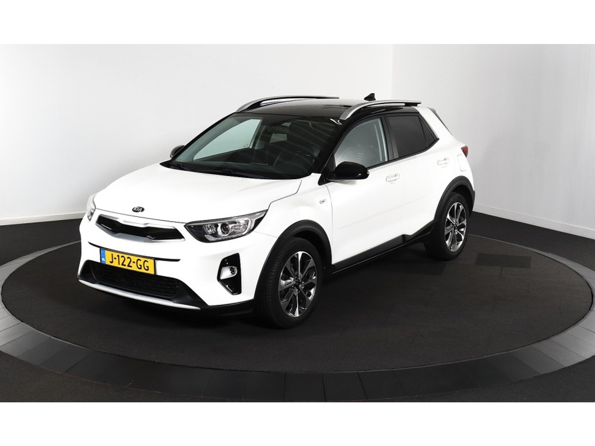 Kia Stonic 1.0 T-GDI - Petrol - Manual - 99 hp - 64.980 km