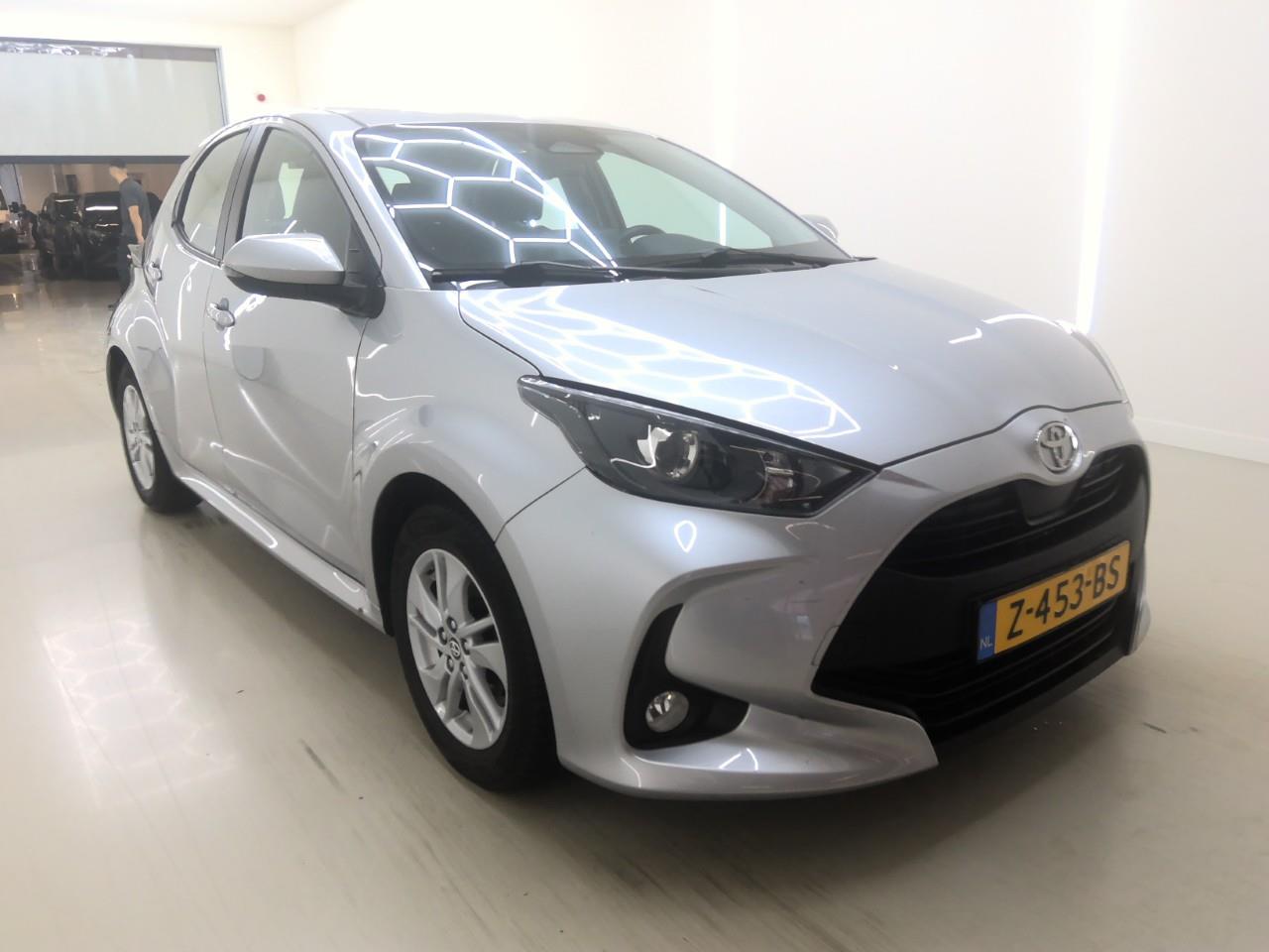 Toyota Yaris 1.5 Active - Hybrid - Automatic - 92 hp - 44.373 km