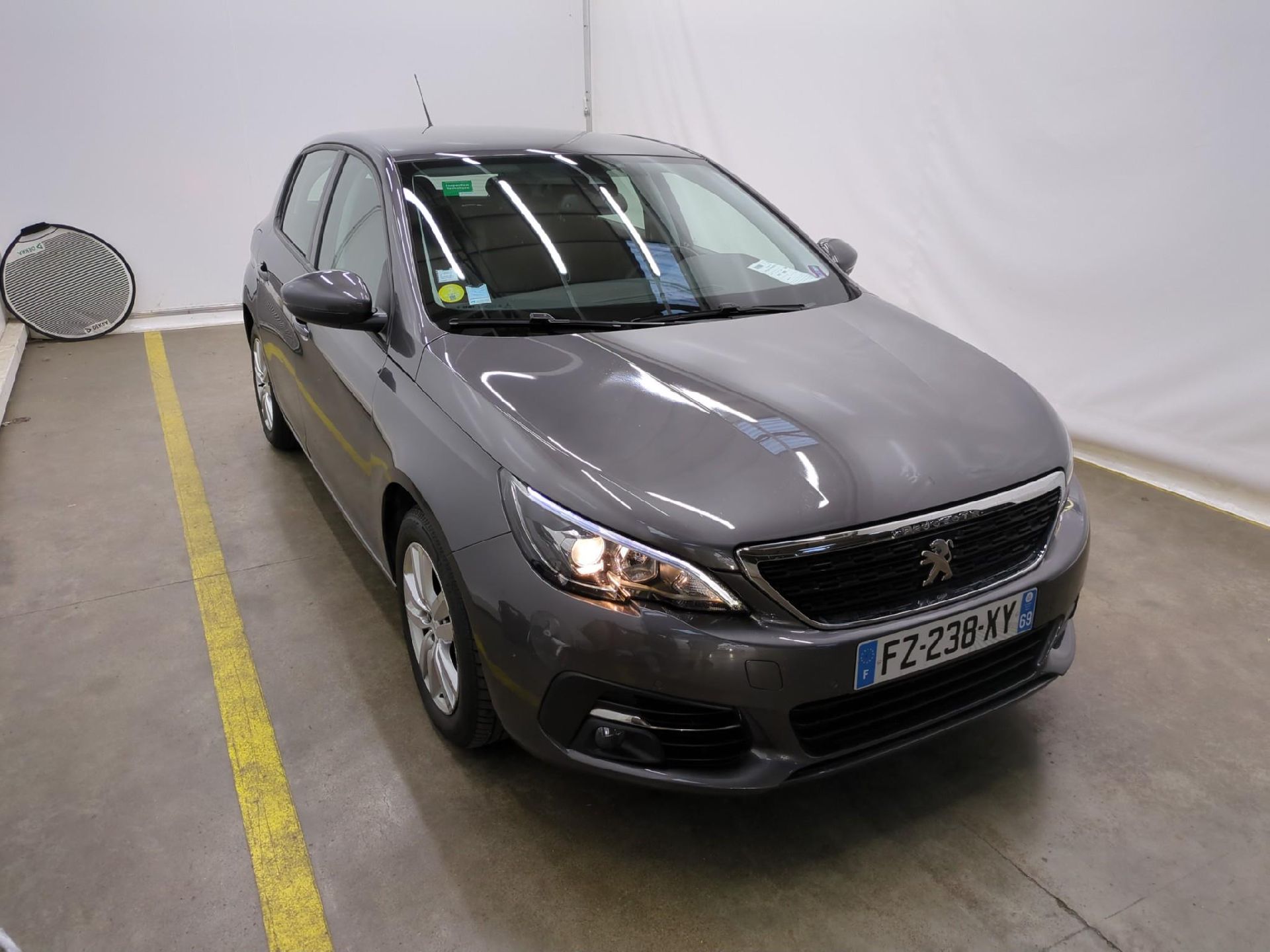 Peugeot 308 Active Business - Diesel - Automatic - 130 hp - 123.811 km