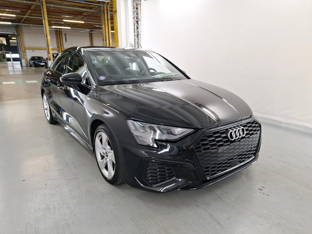 Audi A3 30 TFSI Sport - Petrol - Automatic - 110 hp - 120.452 km