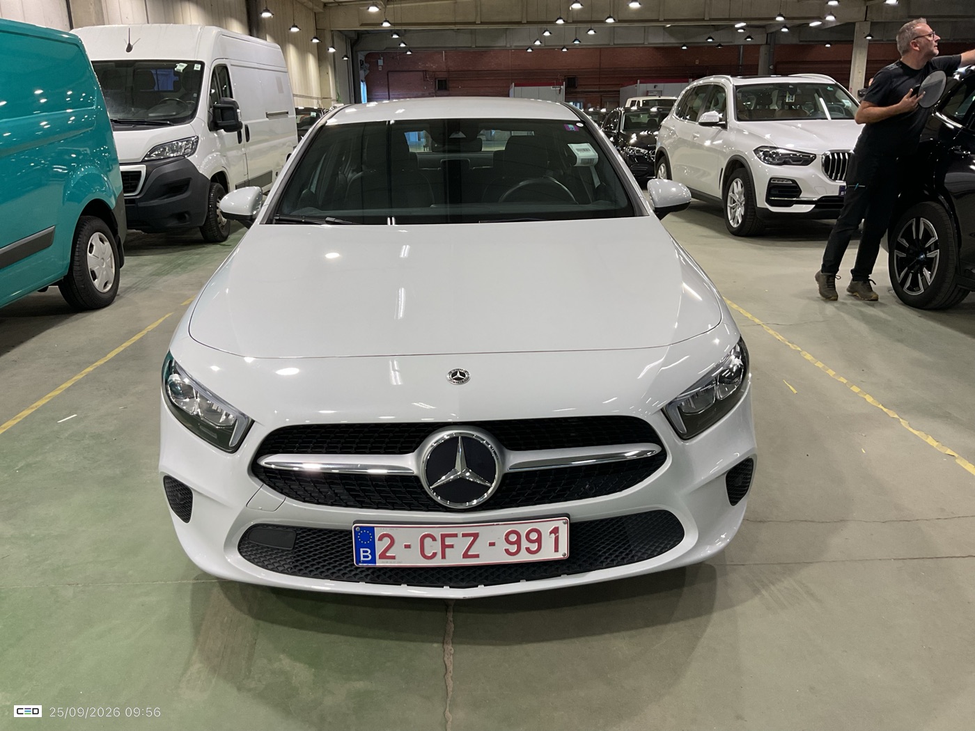 Mercedes-Benz A 180 Business Line - Petrol - Automatic - 136 hp - 46.687 km