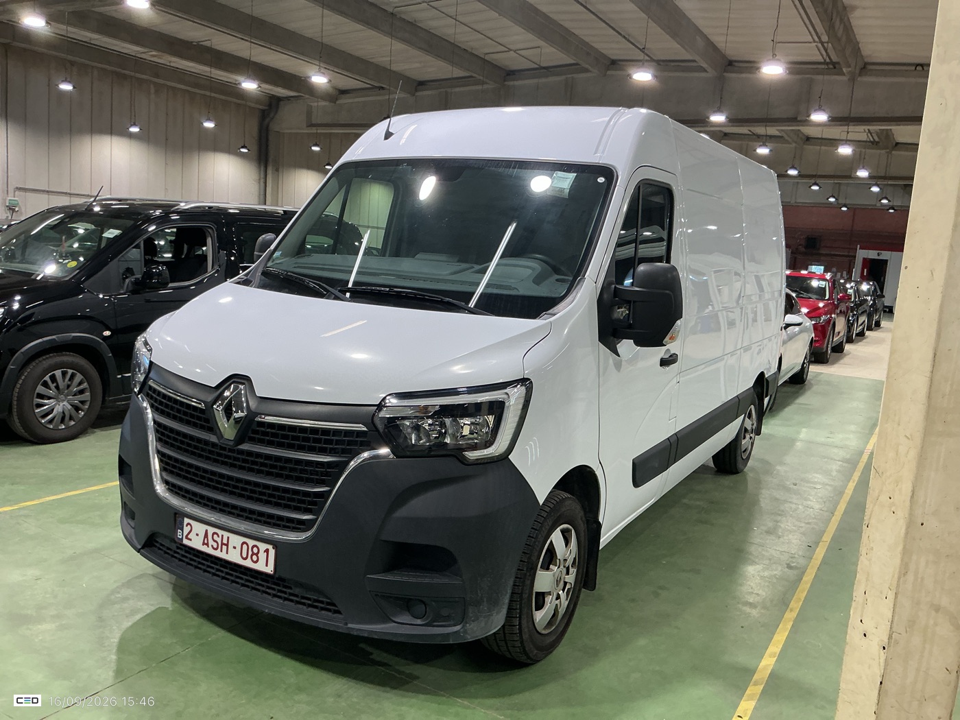 Renault Master L2H2 2.3 DCI Grand Comfort - Diesel - Manual - 170 hp - 86.993 km