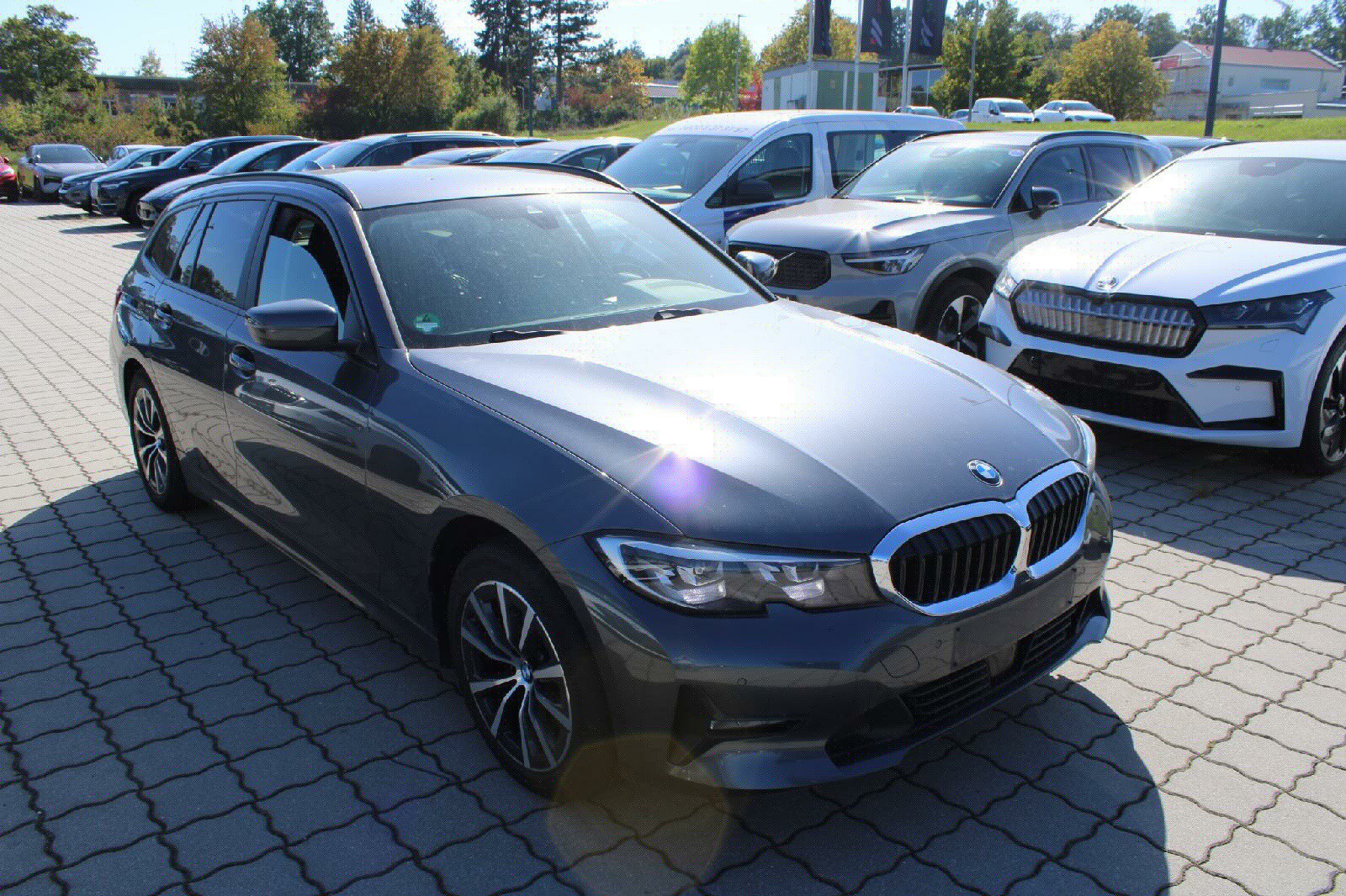 BMW 3 Series Touring 320d Advantage - Diesel - Automatic - 190 hp - 147.061 km
