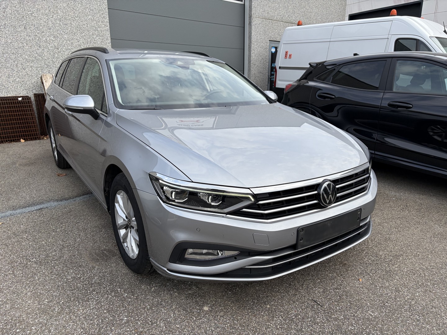 Volkswagen Passat Variant 2.0 TDI Style Business - Diesel - Automatic - 122 hp - 174.469 km