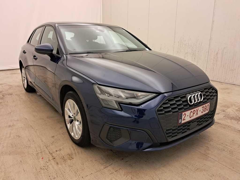 Audi A3 Sportback 40 TFSIe Attraction - Hybrid - Automatic - 150 hp - 119.809 km
