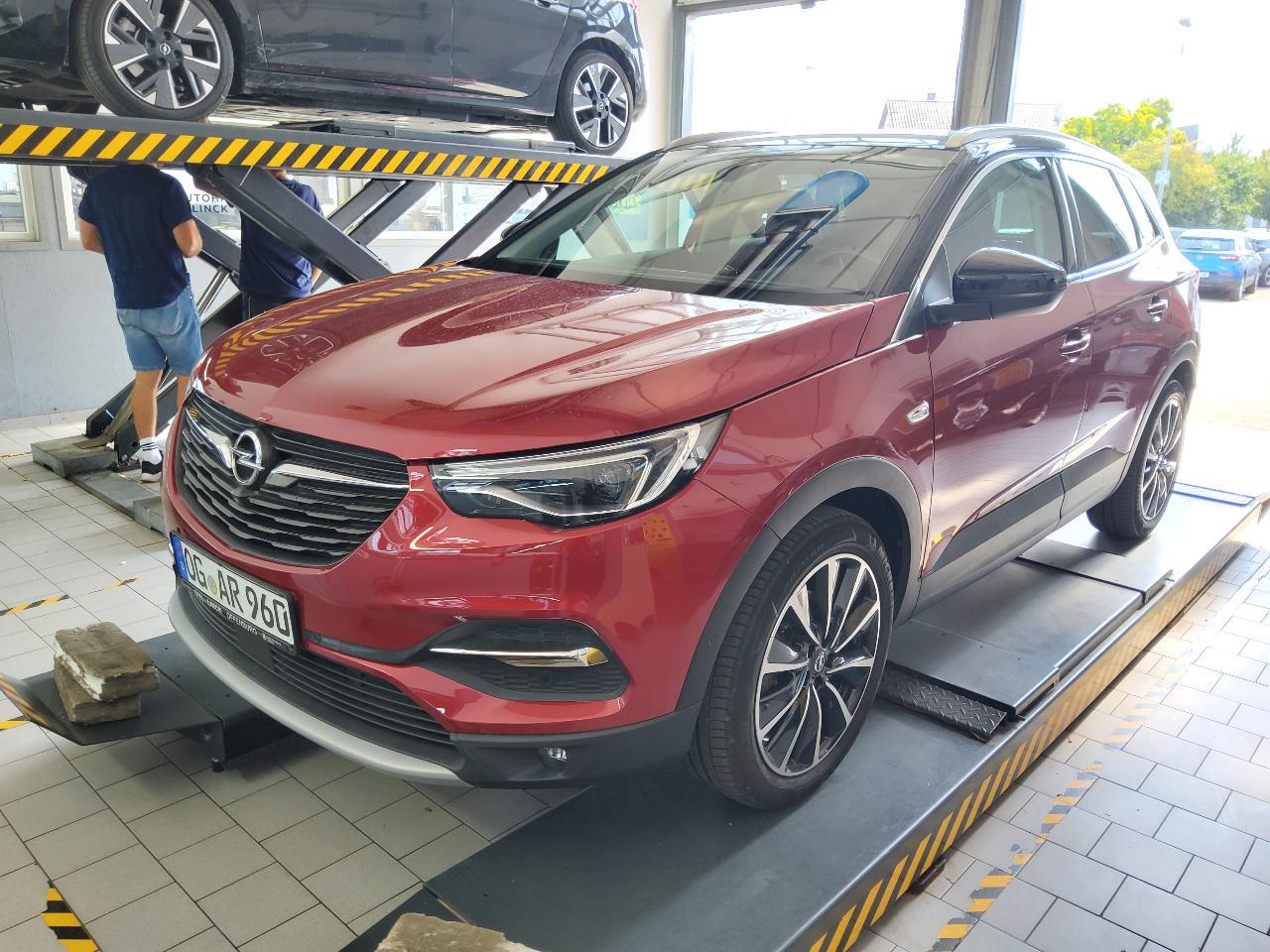 Opel Grandland 1.6 Ultimate - Petrol - Automatic - 180 hp - 45.196 km