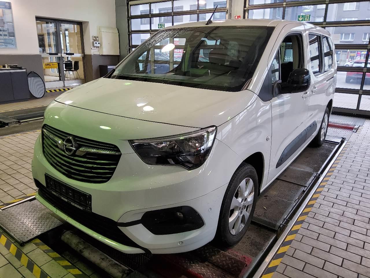 Opel Combo Life XL 1.5 Elegance - Diesel - Manual - 130 hp - 104.216 km