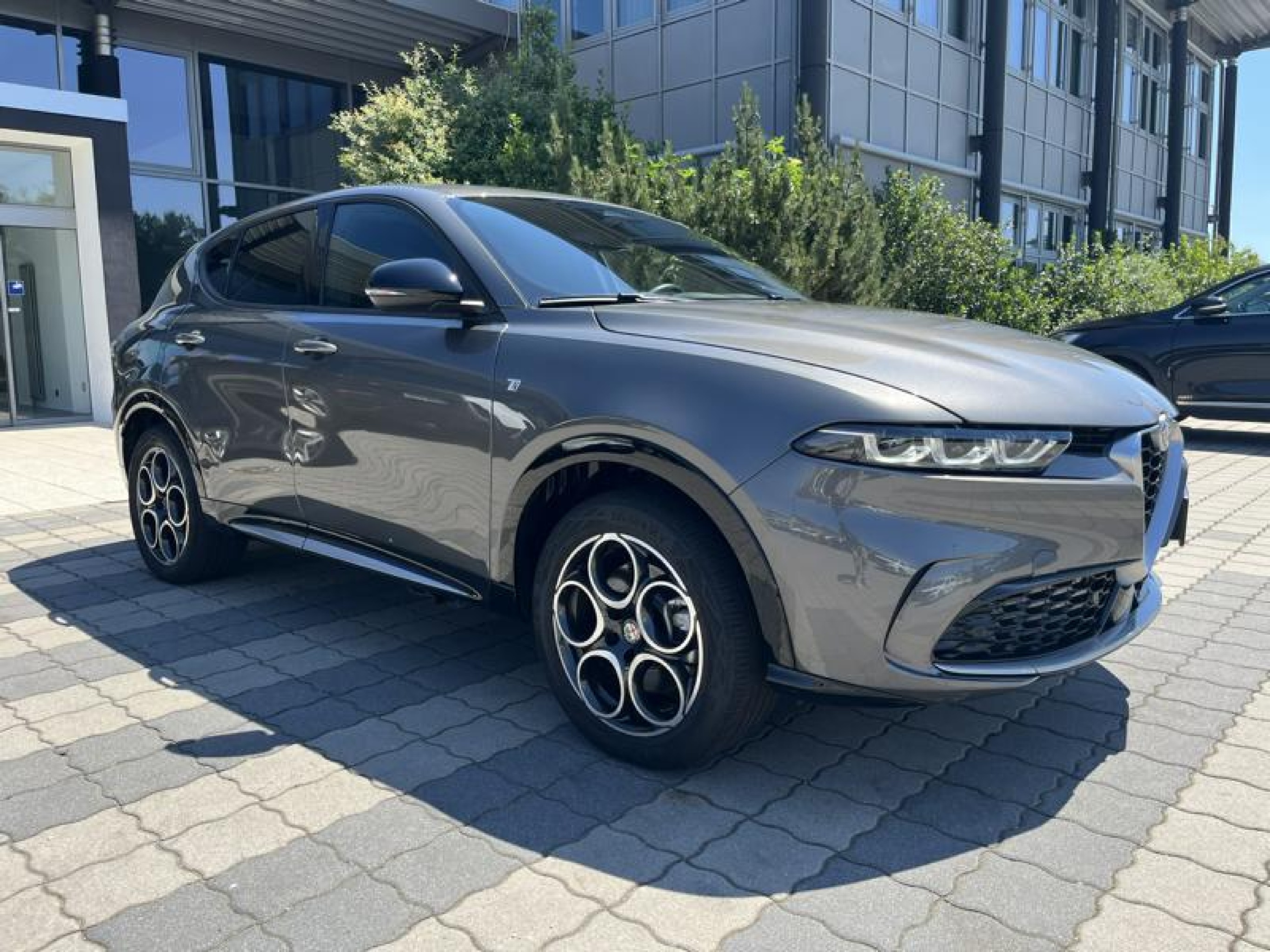Alfa Romeo Tonale 1.3 Ti - Q4 - Hybrid - Automatic - 180 hp - 15.247 km
