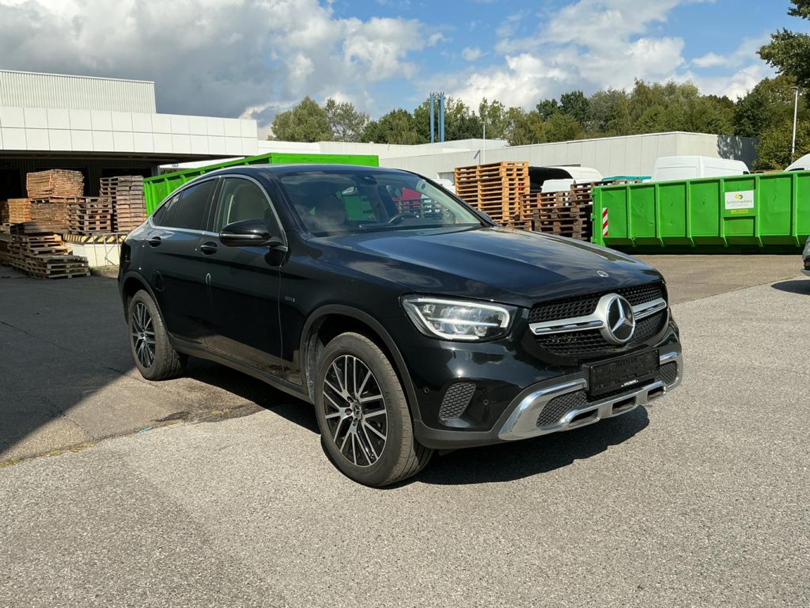 Mercedes-Benz GLC Coupé 300de - 4-Matic - Hybrid - Automatic - 333 hp - 183.024 km
