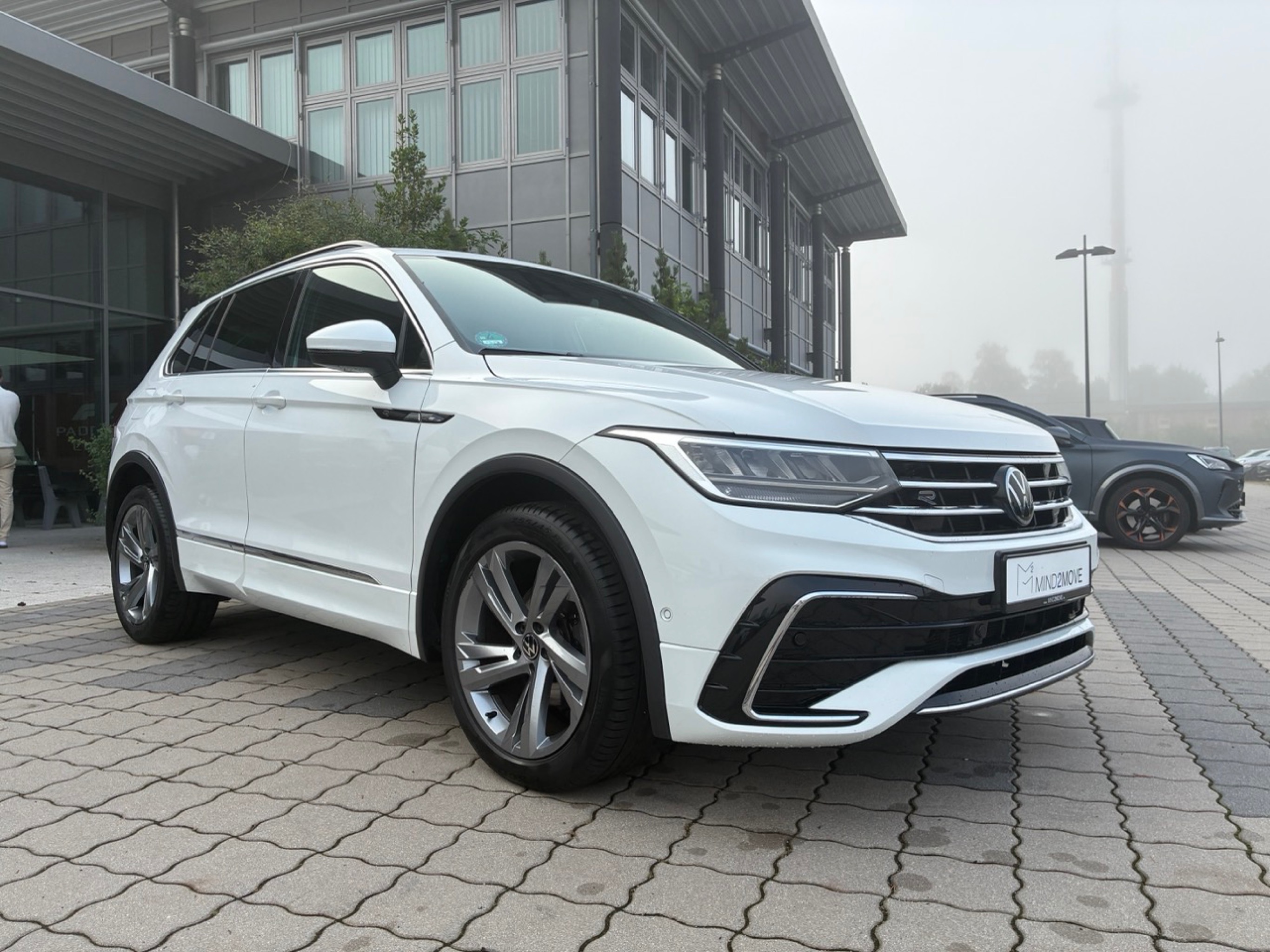 Volkswagen Tiguan 2.0 TDI R-Line - Diesel - Automatic - 150 hp - 151.902 km