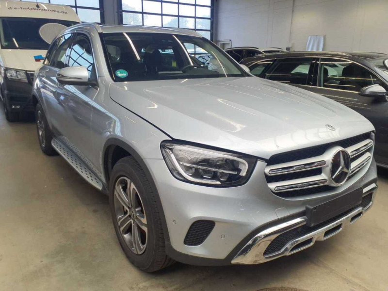 Mercedes-Benz GLC 300e