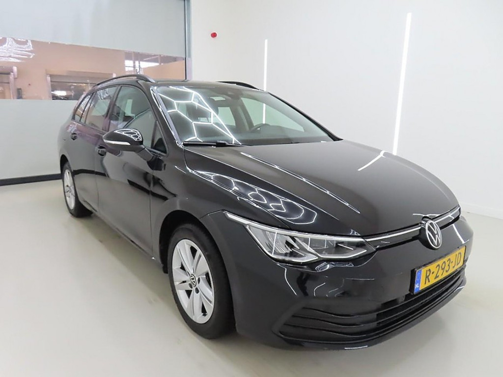 Volkswagen Golf Variant 1.0 TSI Life - Petrol - Manual - 110 hp - 70.405 km