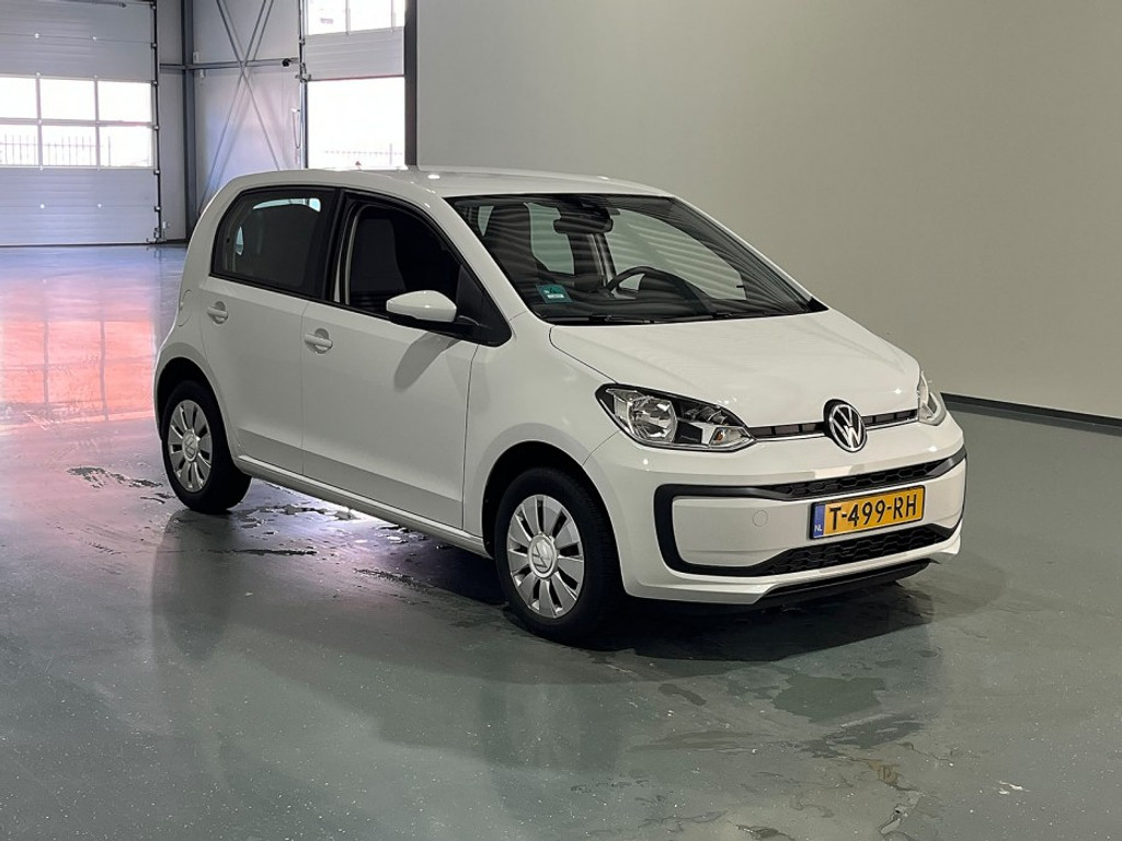 Volkswagen Up! 1.0 - Petrol - Manual - 65 hp - 75.341 km