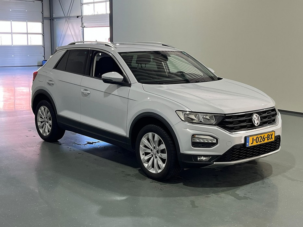 Volkswagen T-ROC 1.5 TSI Style Business - Petrol - Manual - 150 hp - 135.510 km