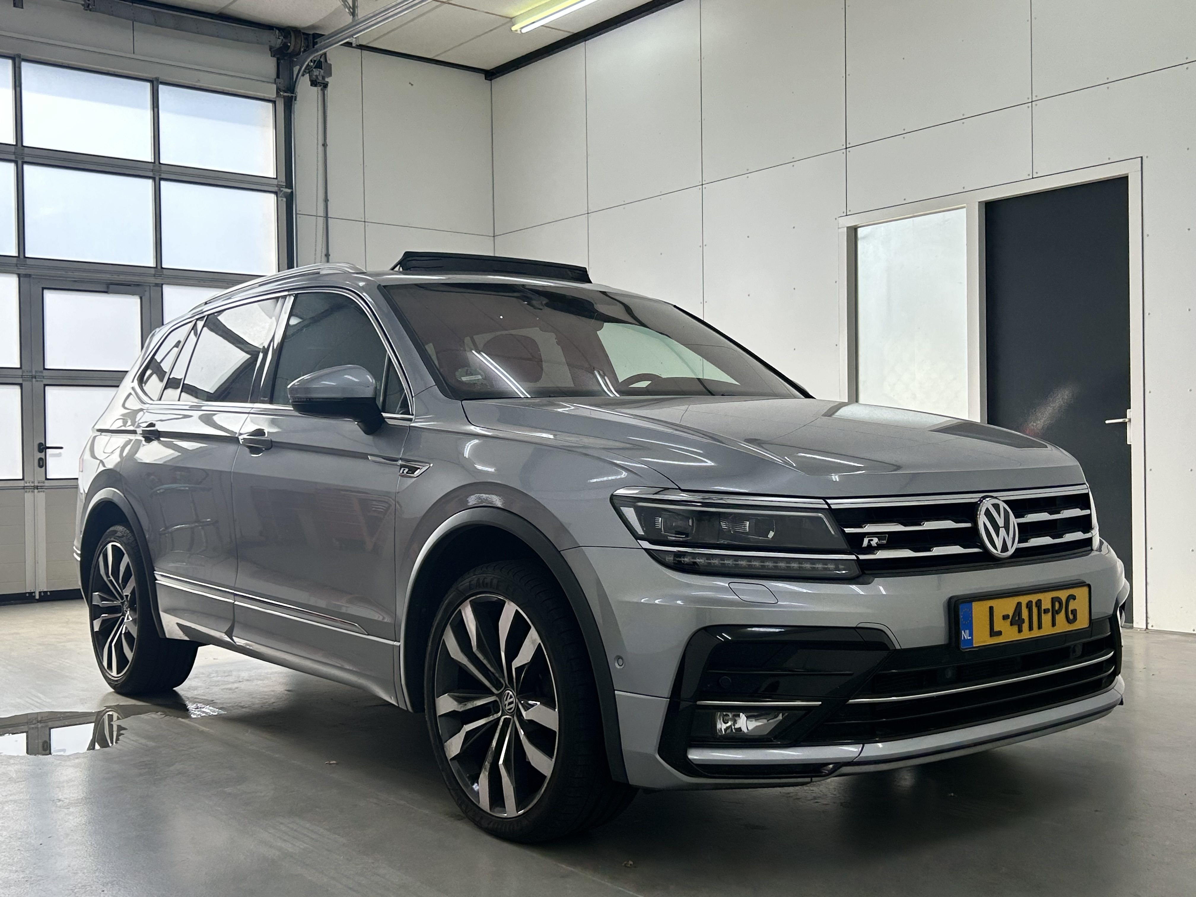 Volkswagen Tiguan Allspace 1.5 TSI R-Line - Petrol - Automatic - 150 hp - 178.795 km