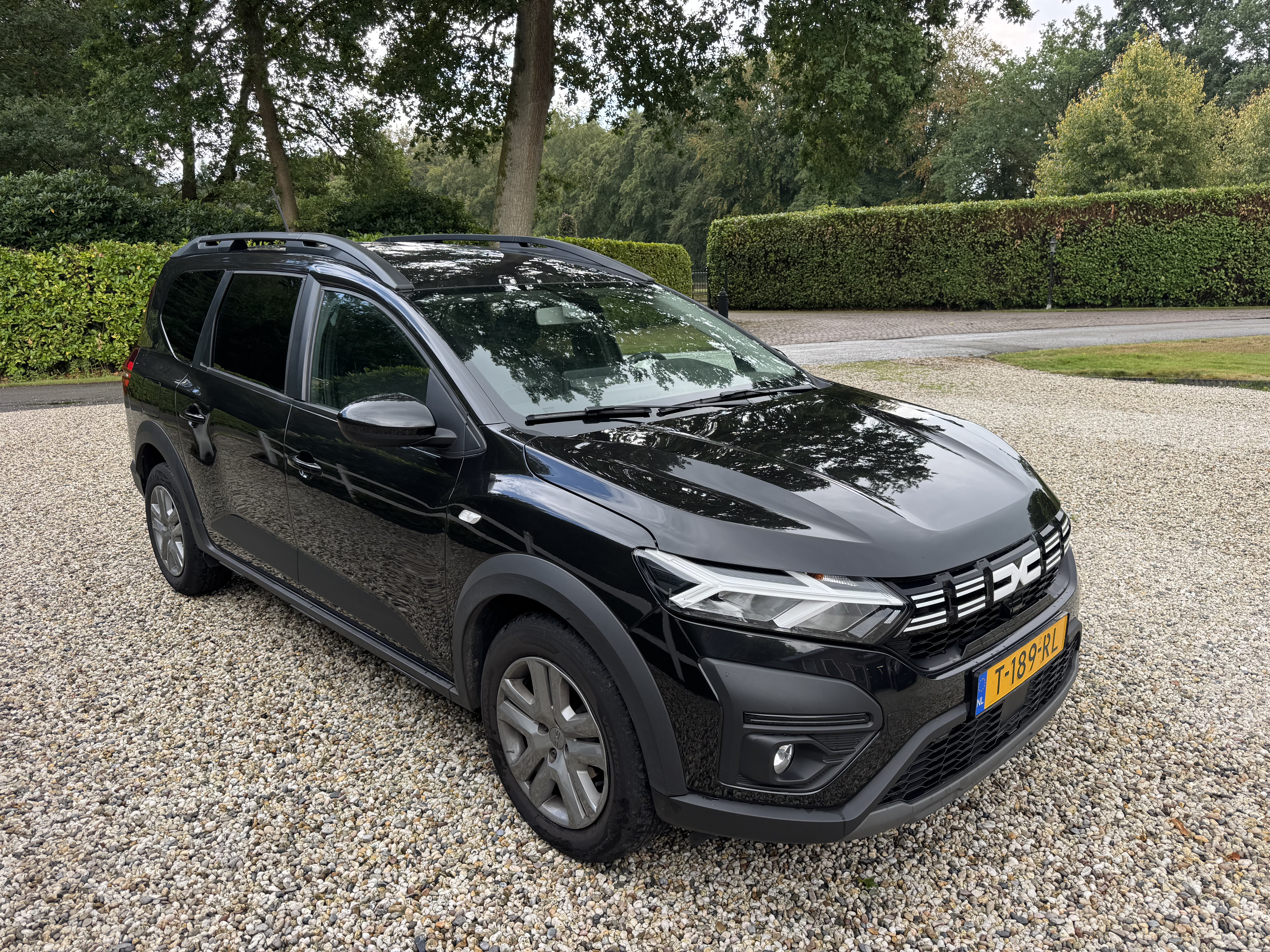 Dacia Jogger 1.0 TCe Expression - Petrol - Manual - 110 hp - 77.636 km