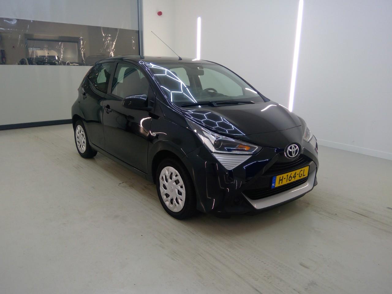 Toyota Aygo 1.0 VVT-i X-Play