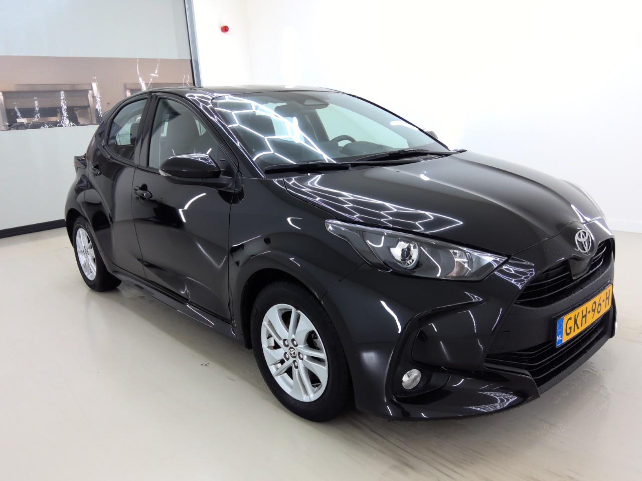 Toyota Yaris Active