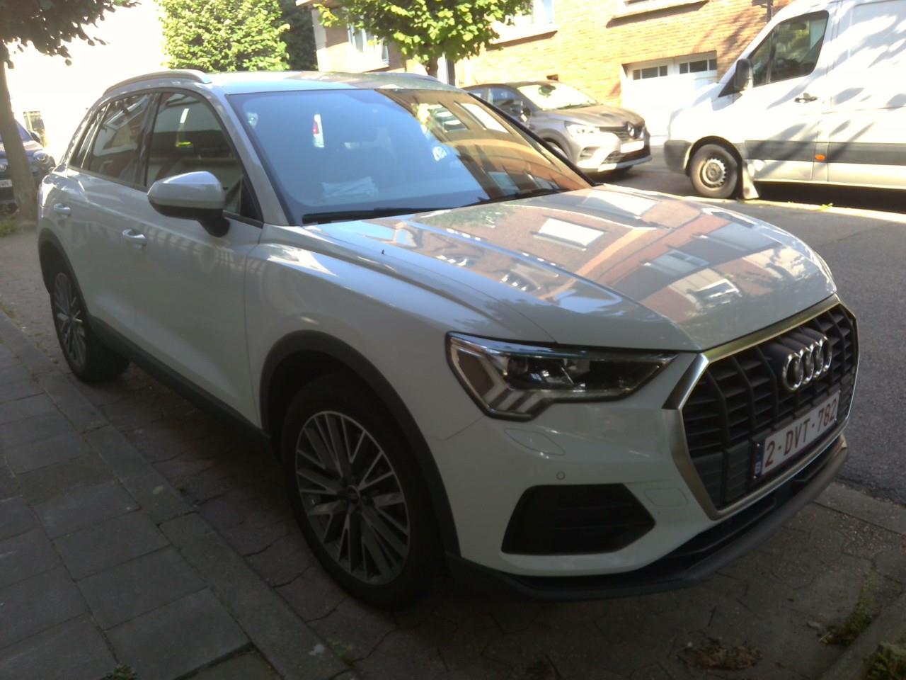 Audi Q3 45 TFSIe - Hybrid - Automatic - 150 hp - 28.432 km