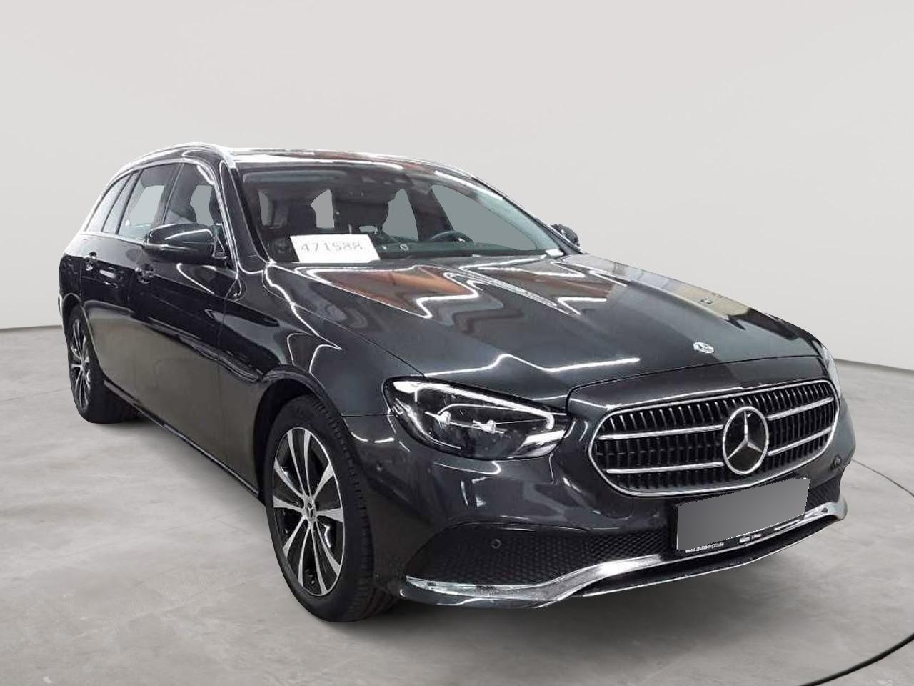 Mercedes-Benz E Break 300 Avantgarde - Hybrid - Automatic - 211 hp - 53.250 km