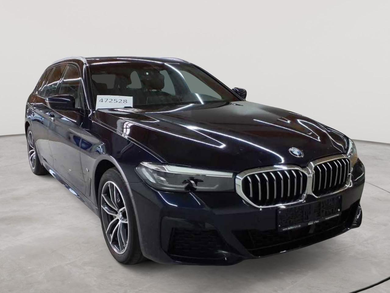 BMW 5 Series Touring 530i - xDrive - Petrol - Automatic - 245 hp - 69.888 km