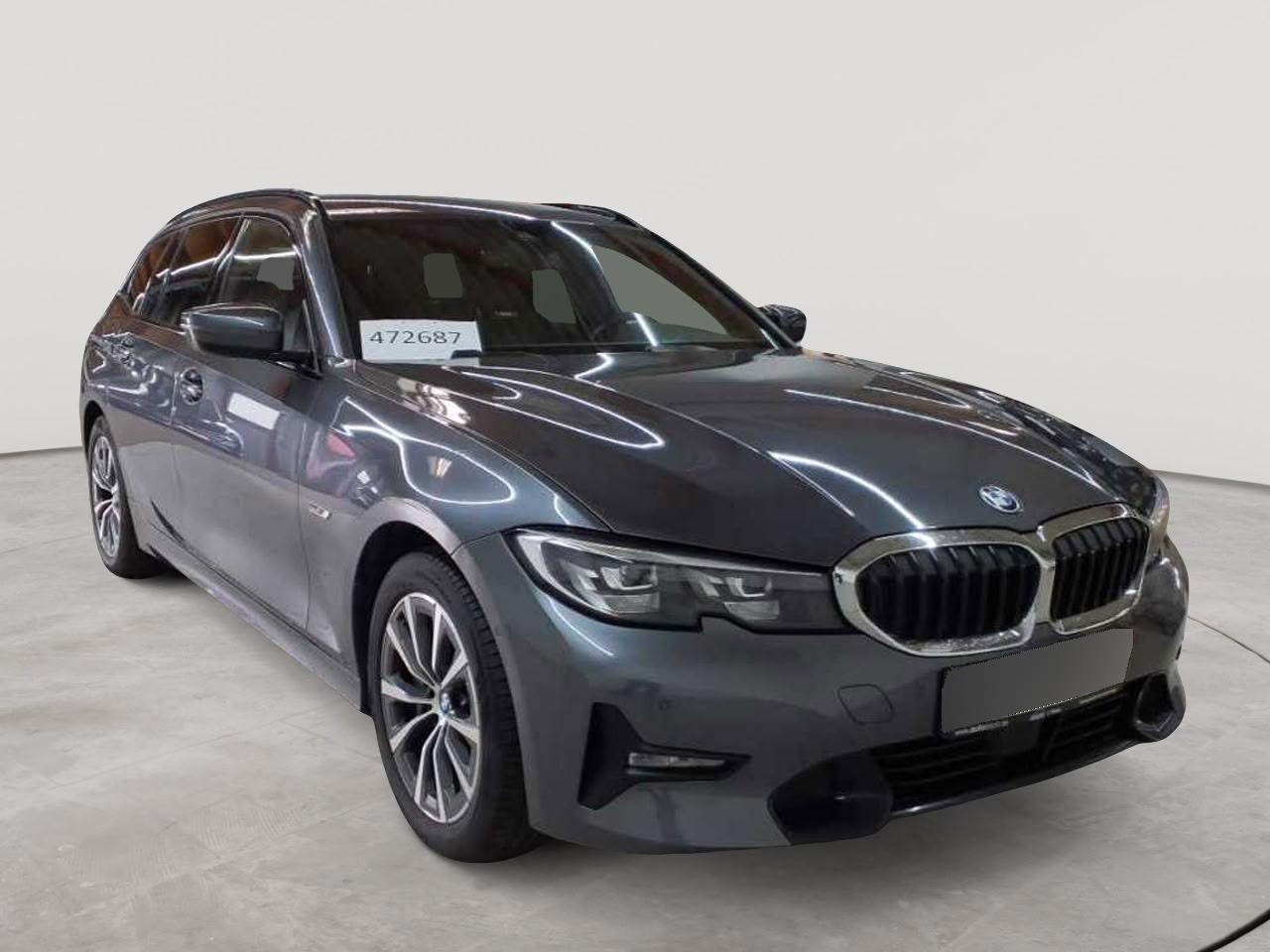 BMW 3 Series Touring 330e Sport Line - Hybrid - Automatic - 184 hp - 126.722 km
